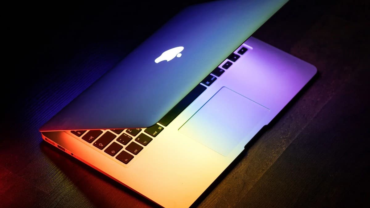 mac half-open and half-close
